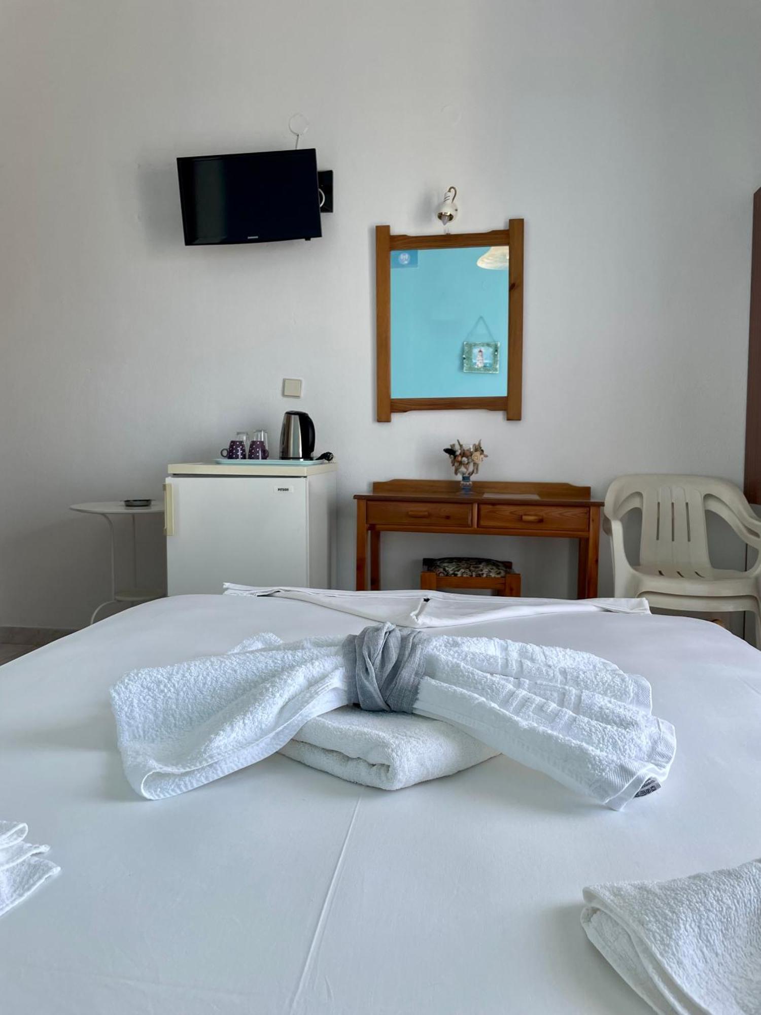 Panorama Rooms Agia Roumeli Eksteriør billede