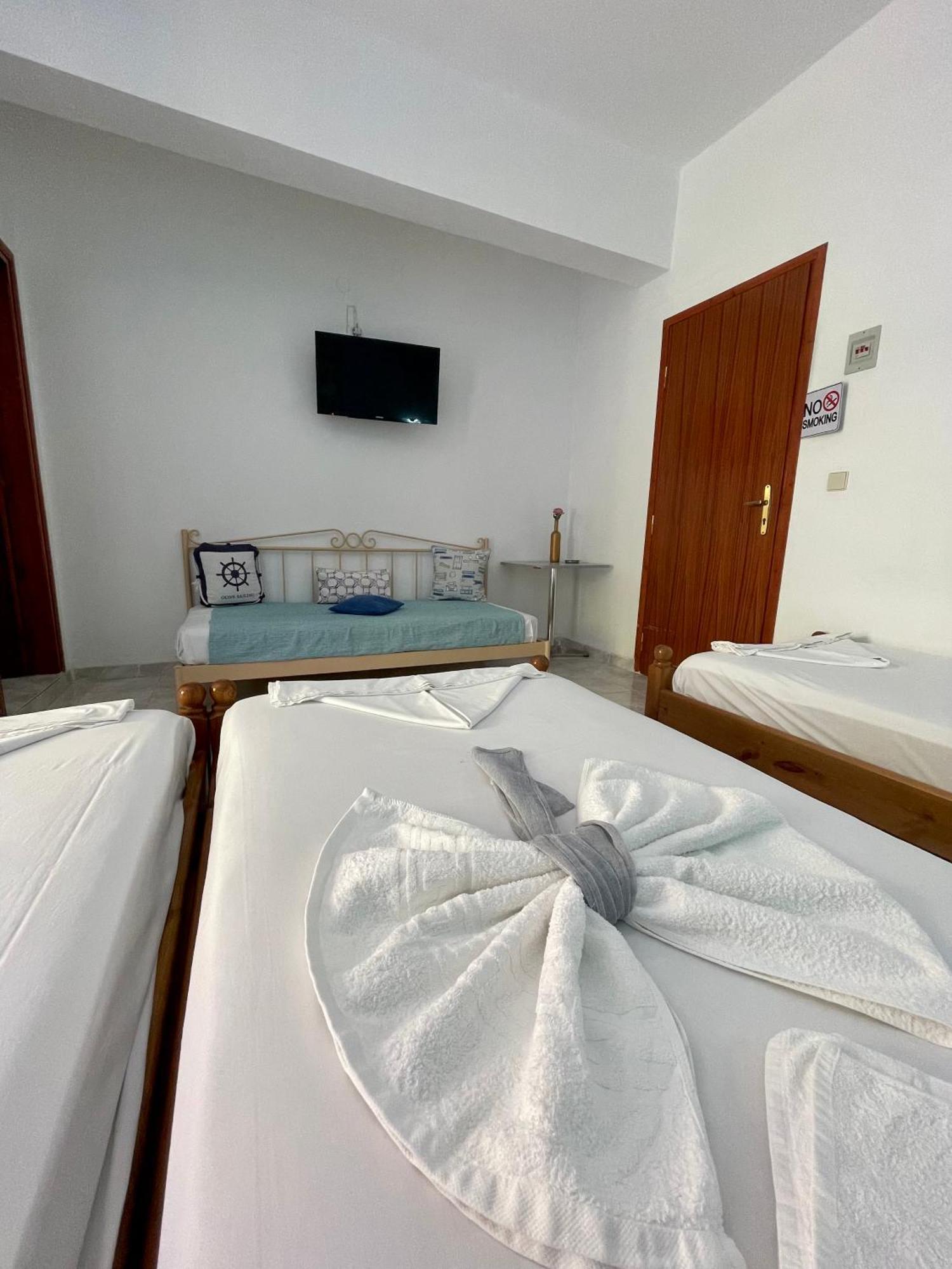 Panorama Rooms Agia Roumeli Eksteriør billede