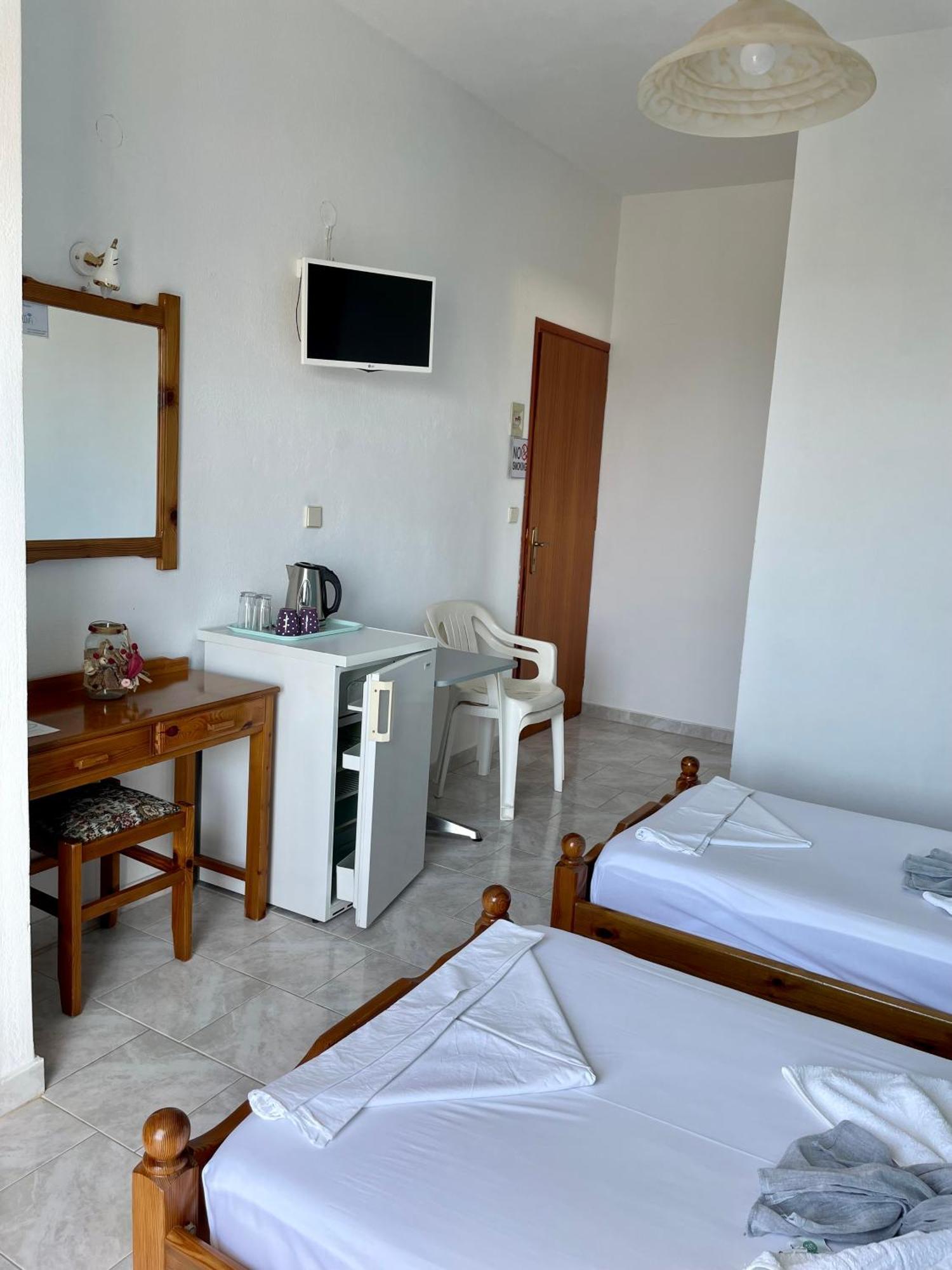 Panorama Rooms Agia Roumeli Eksteriør billede